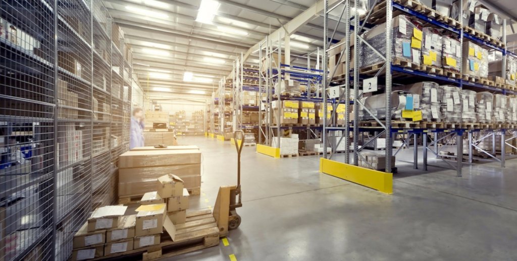 magazzino logistica